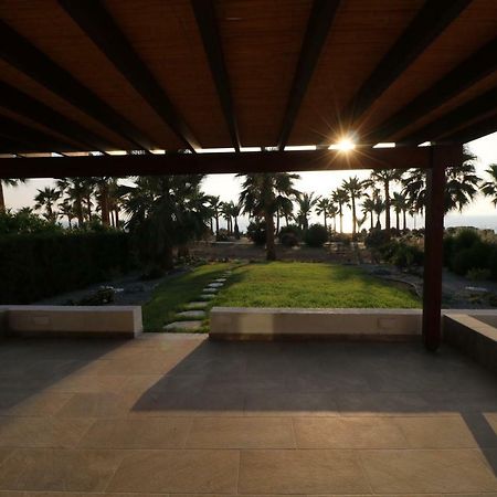 Yulya Villa By Taimoura Paphos Bagian luar foto