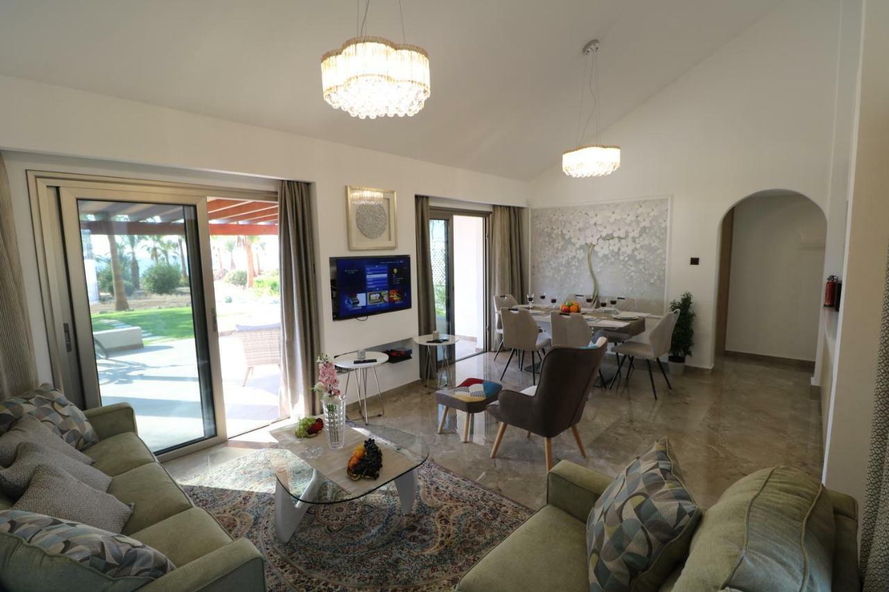 Yulya Villa By Taimoura Paphos Bagian luar foto