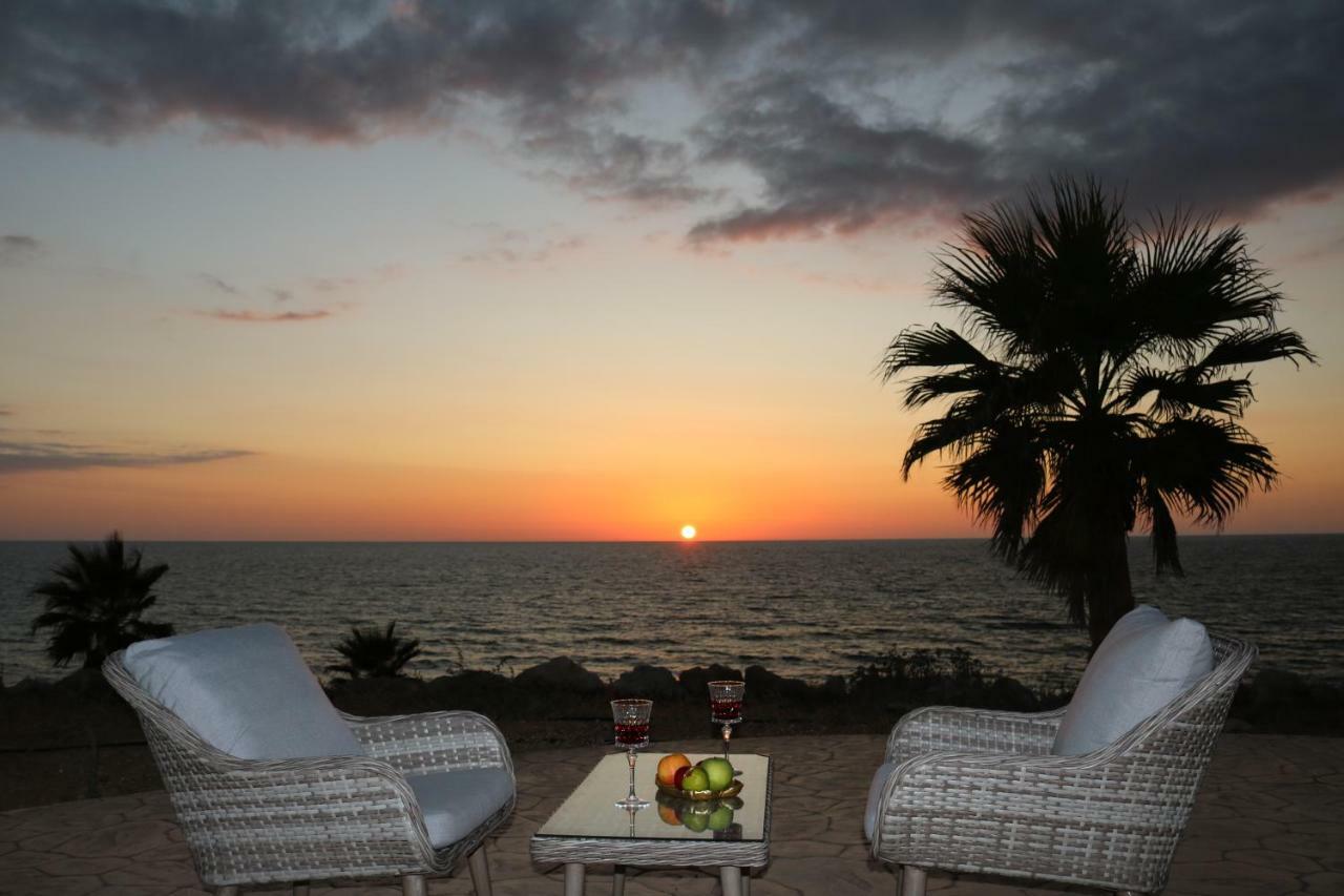 Yulya Villa By Taimoura Paphos Bagian luar foto