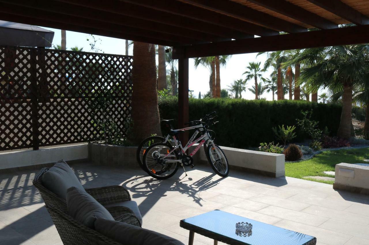 Yulya Villa By Taimoura Paphos Bagian luar foto