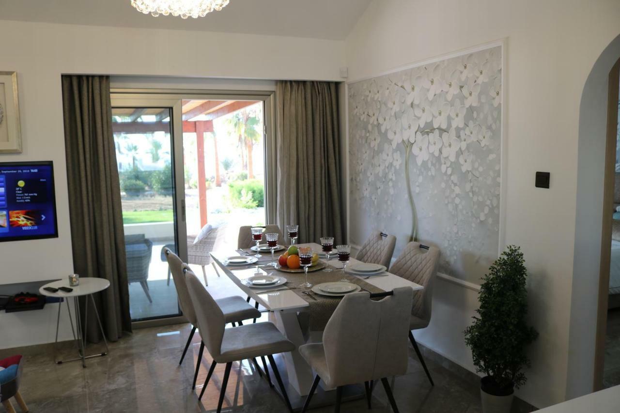 Yulya Villa By Taimoura Paphos Bagian luar foto