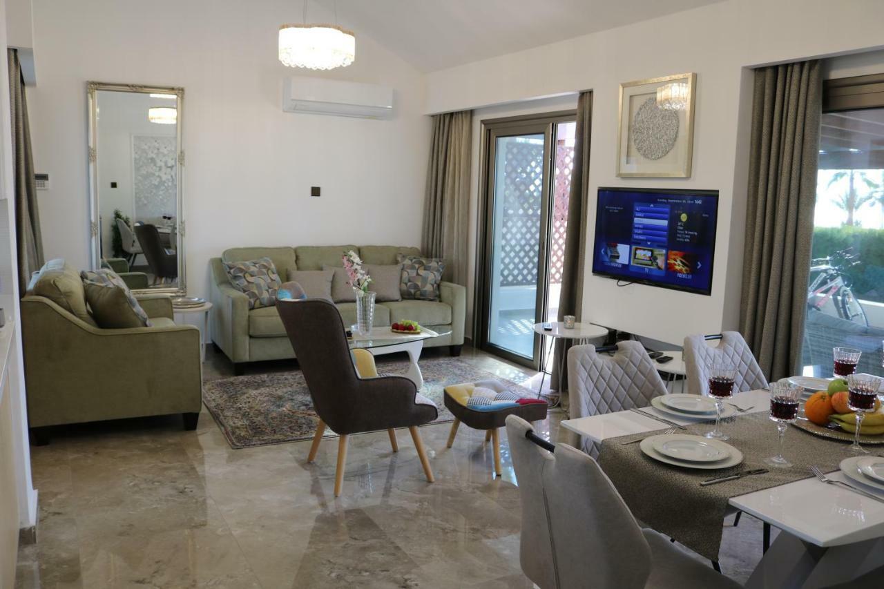 Yulya Villa By Taimoura Paphos Bagian luar foto